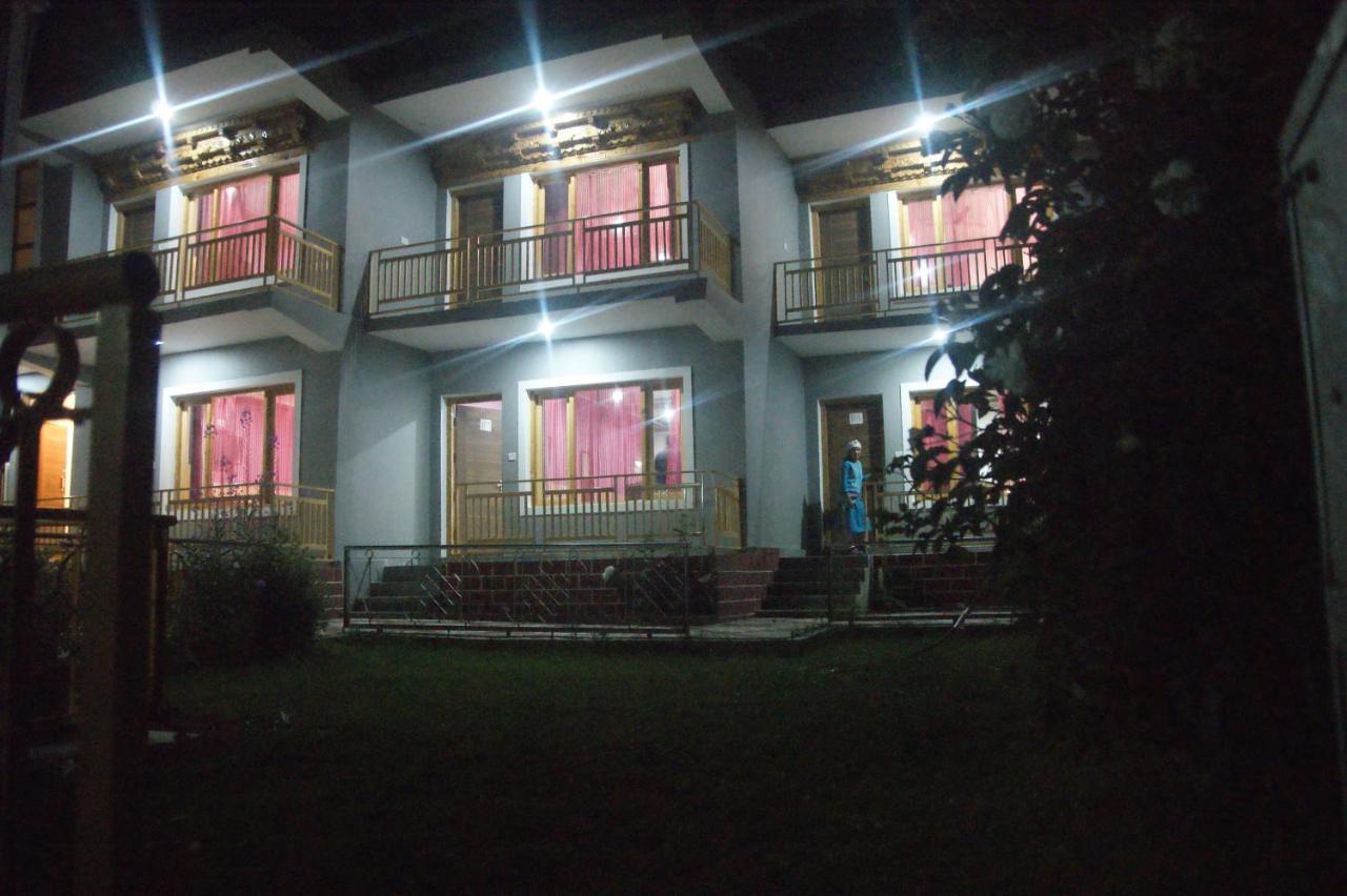 Chandan Guest House 레 외부 사진
