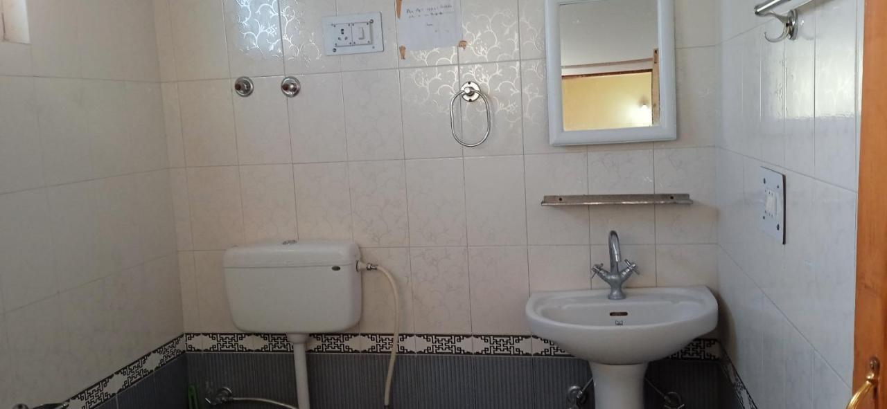 Chandan Guest House 레 외부 사진
