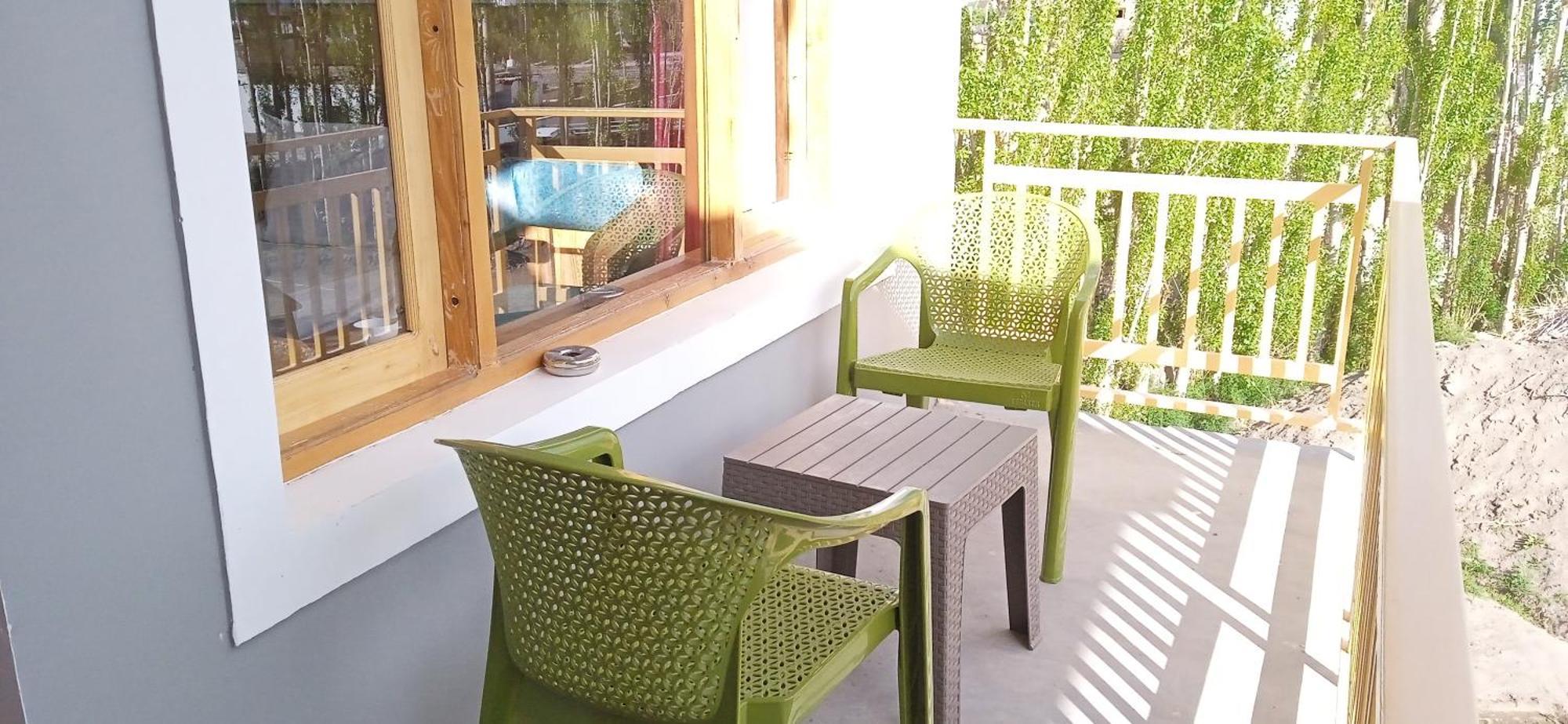 Chandan Guest House 레 외부 사진